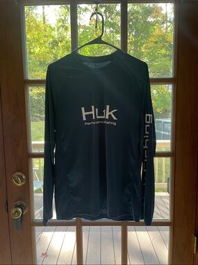 Huk Men's Long-Sleeve Performance Shirt - Black with White Logo